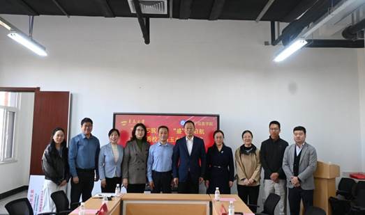 391e0ce2d603aac9c2ce65b5a1c35f33